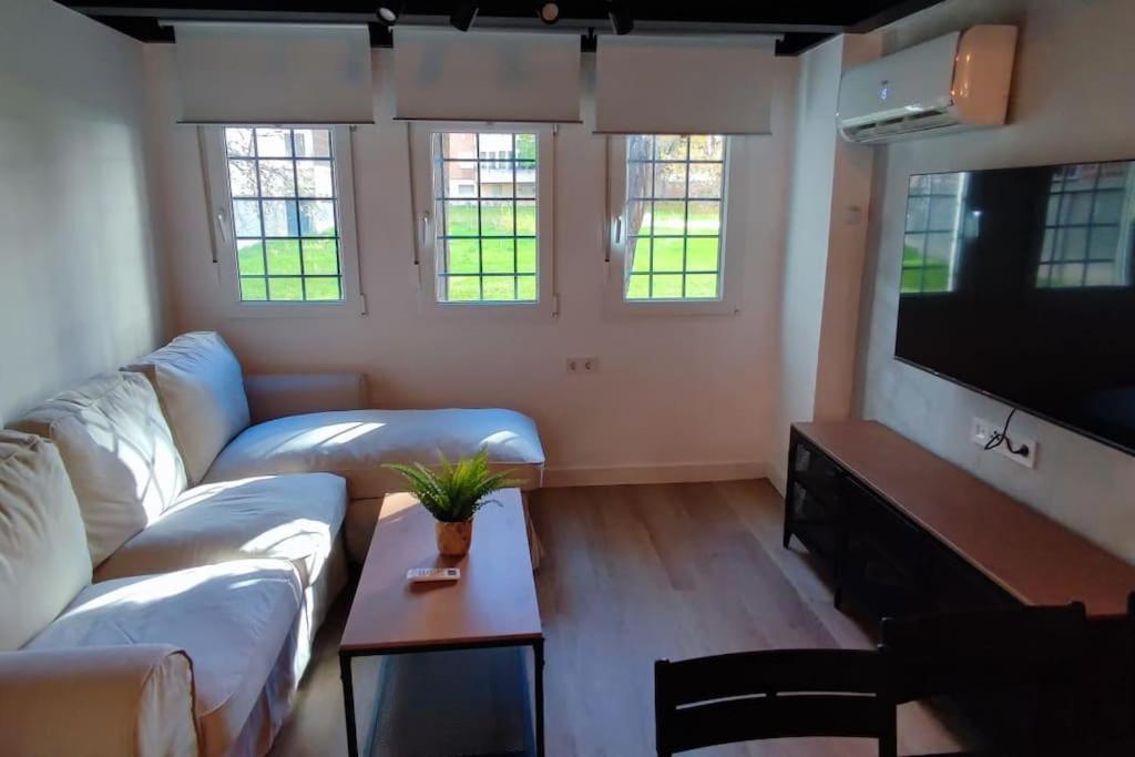 דירות Ama Madrid Arturo Soria Duplex מראה חיצוני תמונה